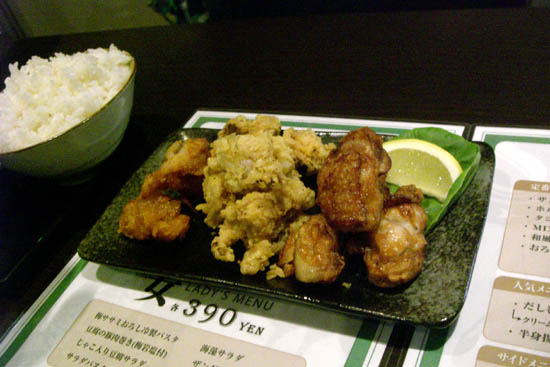 SAKUのザンギ定食