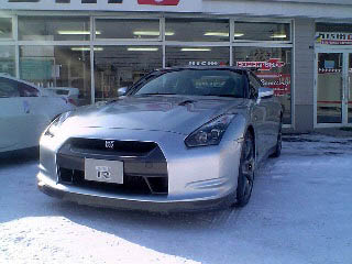NISSAN GT-R