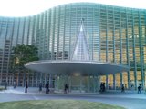 国立新美術館