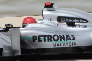 メルセデスGPマシン、ローレウスのロゴを掲載 : F1通信