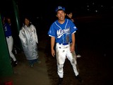滑り込んで生還したマコ