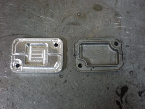 マスターシリンダーキャップ裏面