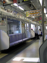 50000系車内