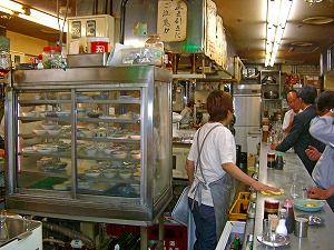 赤垣屋店内