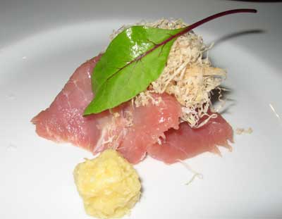 SPF豚のヒレ肉の刺身
