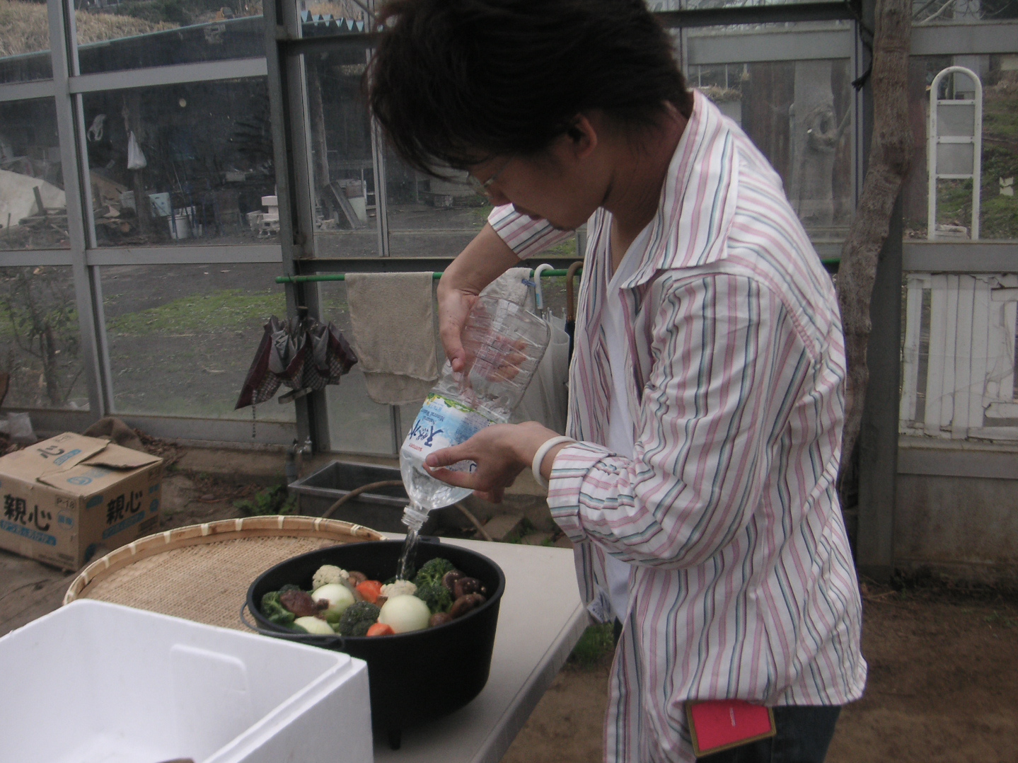 みやじ豚バーベキュー:野菜スープを作る2