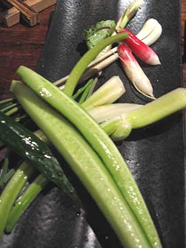 天青とみやじ豚:湘南野菜のスティック