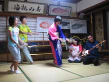 たじま屋:キンニャモニャ踊り