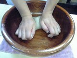 こねているところ