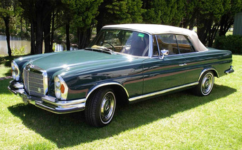 1971メルセデス-ベンツ280SE