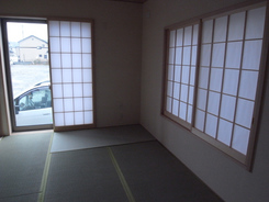 R12547_100228