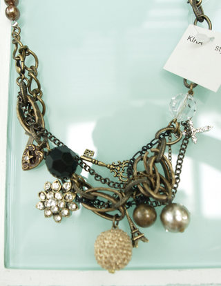 kika M'Sコラボレーションネックレス 7900円