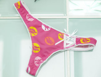 Tバックパンツ 普通サイズ 2100円