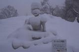 暖冬の影響で最終日まで保たなかった雪像