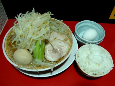 ラーメン+味玉入+生玉子+ライス