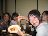 ベージュ優勝記念2食べまくる女性陣