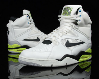 nike-air-command-force-neon-10