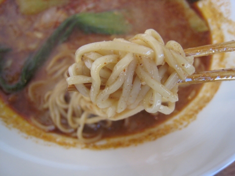 HANABI(鎌倉由比ガ浜)4回目坦々麺の麺