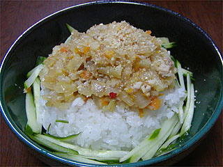 担々どんぶり