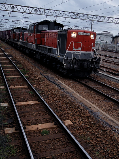 貨物列車-2