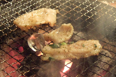 市楽 飛騨牛ホルモン