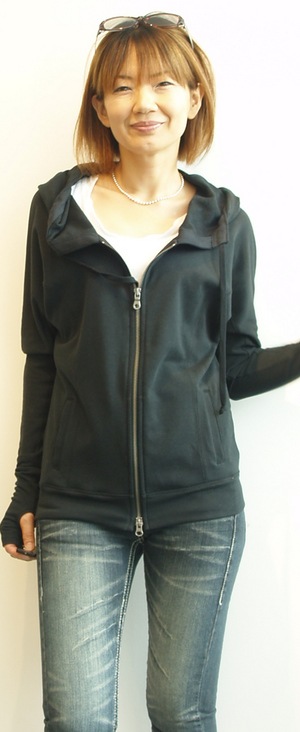 834675 \16590 黒 チャコール topグレー