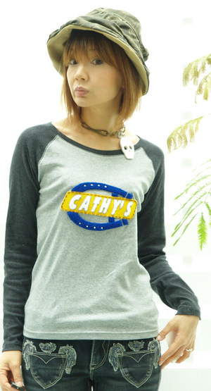 1 白スカル 8500円