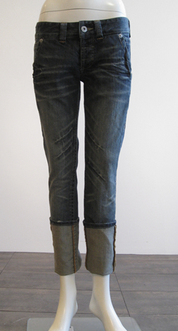81852 ¥17640 DK色