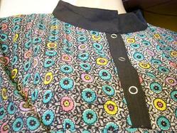 * KILKI *  TUNIC  ONE  PEACE