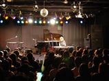 d85bc584.jpg