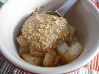 大根のごま味噌和え