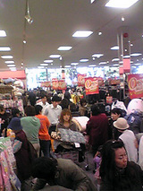 ファッションセンターしまむら 和光西大和団地店 店内2