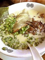 東京とんこつ とんとら 新座店 とんこつラーメン