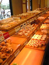 石窯パン工房サンメリー朝霞店内 1