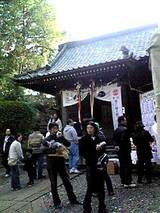 朝霞市膝折町にある氷川神社 境内