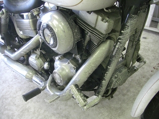 ハーレーダビッドソンの汚れた車体