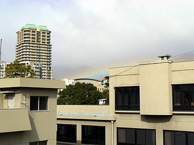 学校から見た虹(9:40)