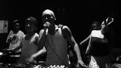 KJKJHUIK