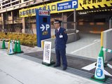 5Fから上の駐車場への入口2