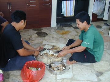 インドネシア 男の料理 バリ人 バリ料理