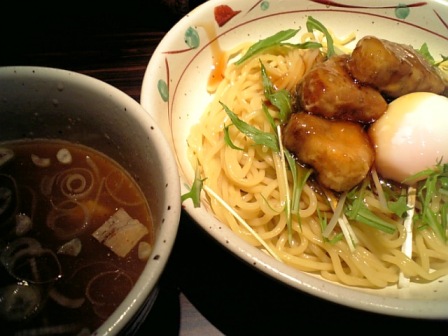 肉餡かけつけそば