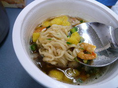 カップヌードルリフィル(3):麺とか具とか