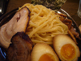 楓(23):麺と具のアップ