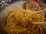 ティーヌン:麺