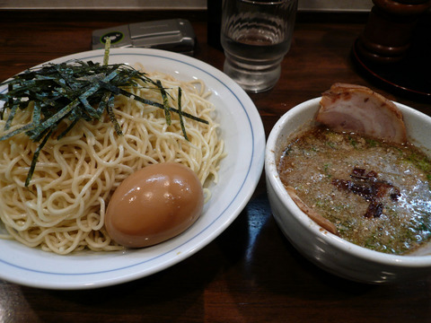 むらさき山:紫つけめん