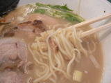 胡心房:麺アップ