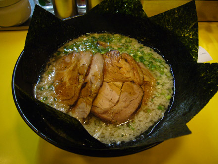 にんにくや(27):のりちゃーしゅー麺