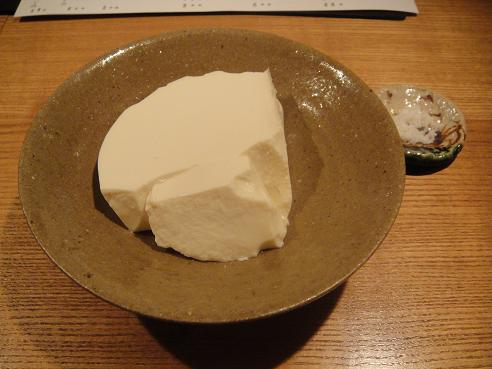 90101