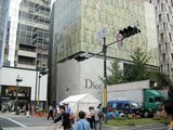 御堂筋オープンフェスタディオール前