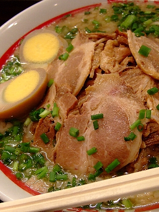 ステーキ後のラーメン02